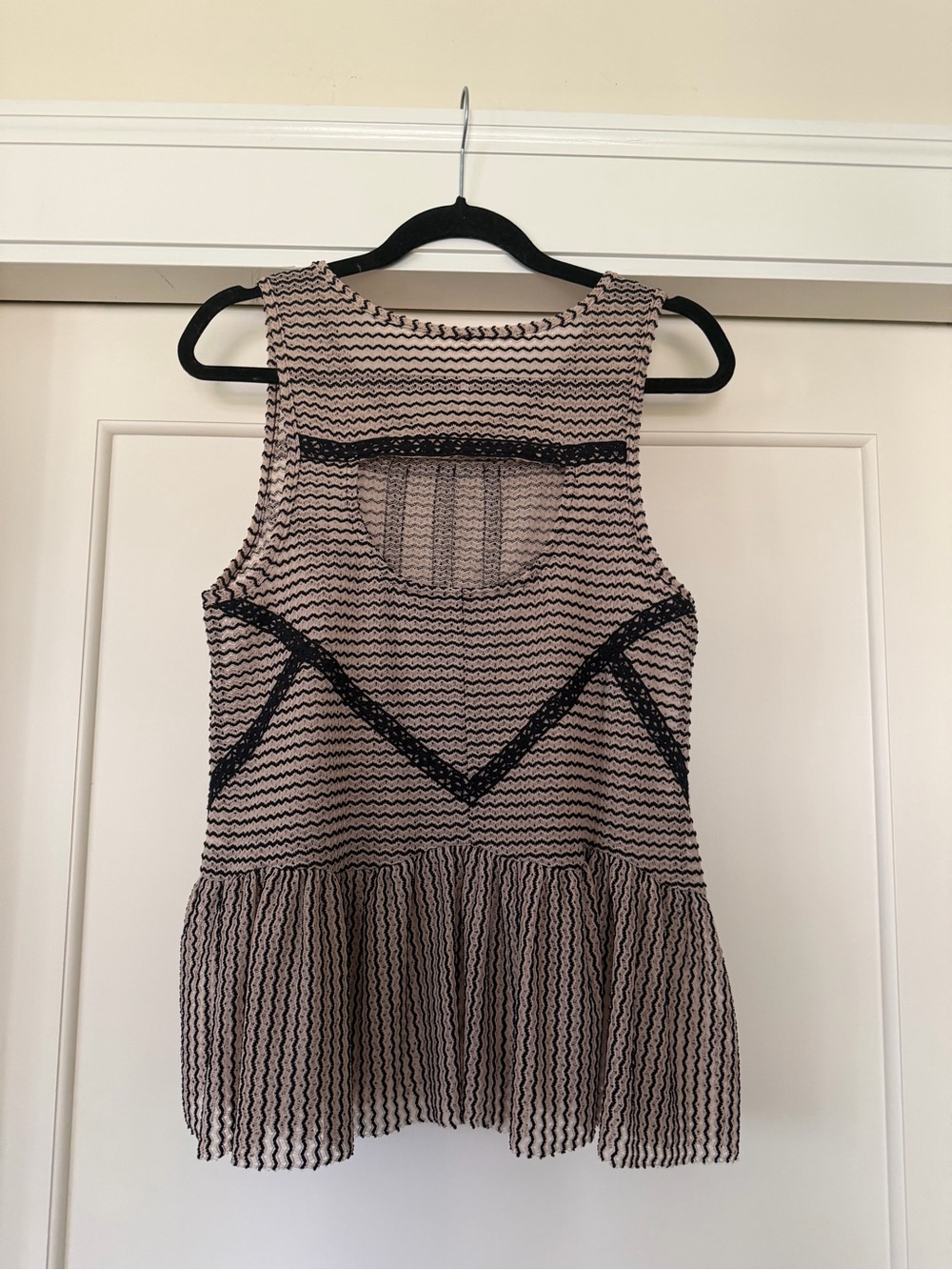 Free People Black & Taupe Crochet Lace Peplum Tank, Open Back, M - Picture 6 of 6